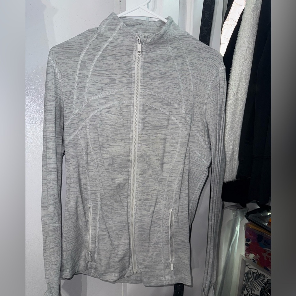 Lululemon define jacket size 10